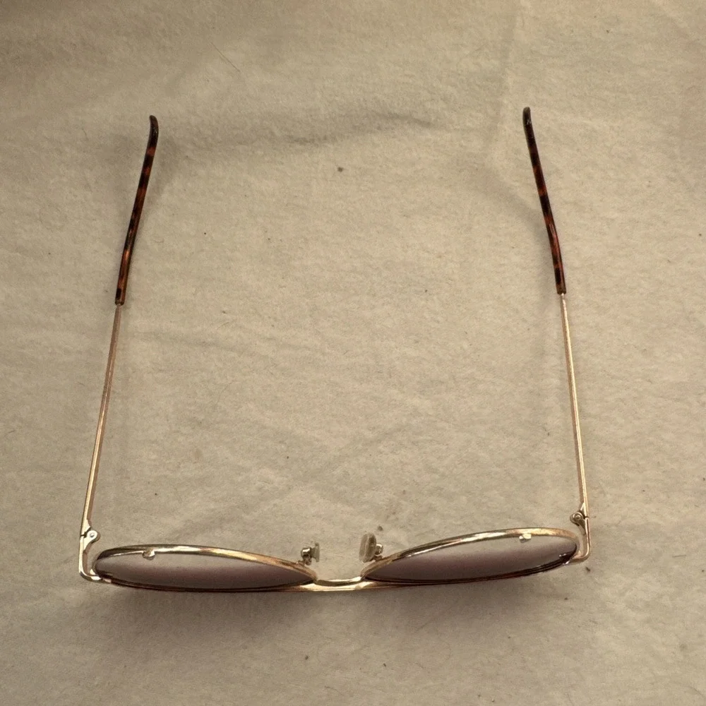 QUAY High Key Mini 126 Polarized Gold Aviator Sunglasses Frame Gradient Lens